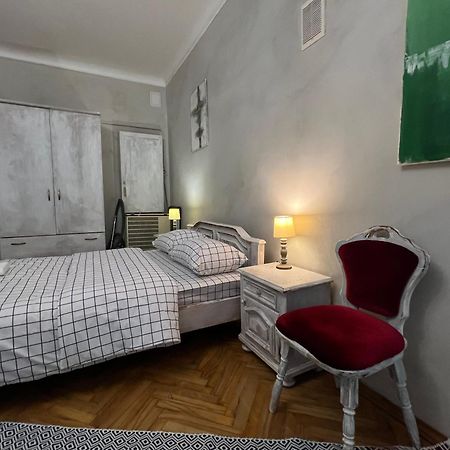 Loft-Style Apt On Virmenska Str Lviv Kültér fotó
